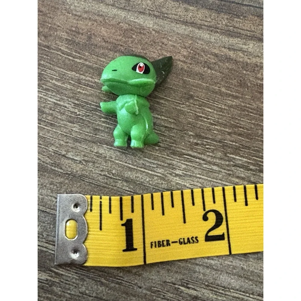 Pokemon‎ 2000s Mini Vinyl PK Gumball and Pikachu Miniature Axew Action Figure